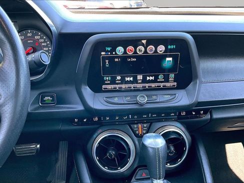 Used 2018 Chevrolet Camaro SS w/ Redline Edition RWD image 9