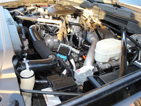 Used 2015 GMC Sierra 2500 SLT w/ Duramax Plus Package image 37