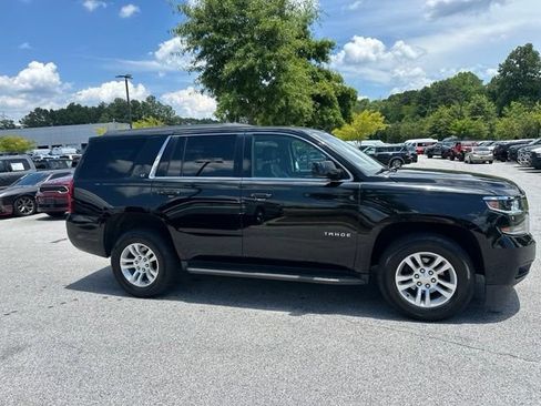 Used 2018 Chevrolet Tahoe LT RWD image 3
