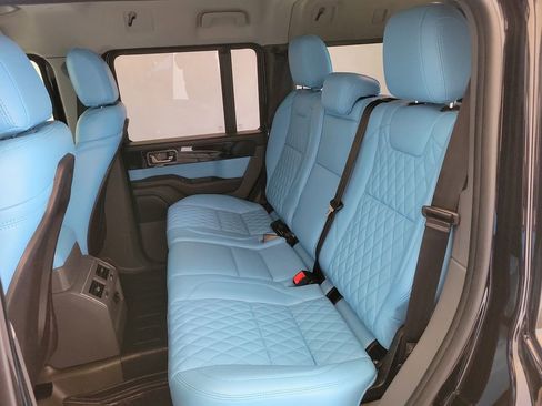 Used 2024 INEOS Grenadier Fieldmaster Edition image 9