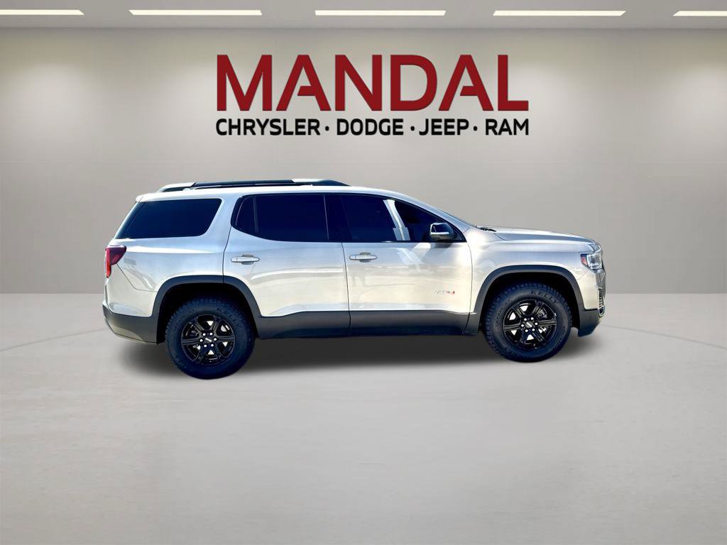 Used 2023 GMC Acadia AT4 w/ Technology Package AWD/4WD image 5