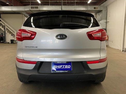 Used 2011 Kia Sportage LX w/ Convenience Pkg image 4