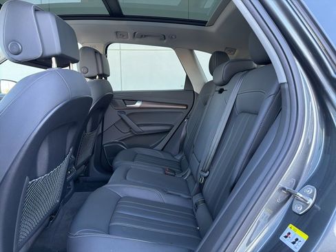 Used 2023 Audi Q5 2.0T Premium Plus w/ Premium Plus Package image 9
