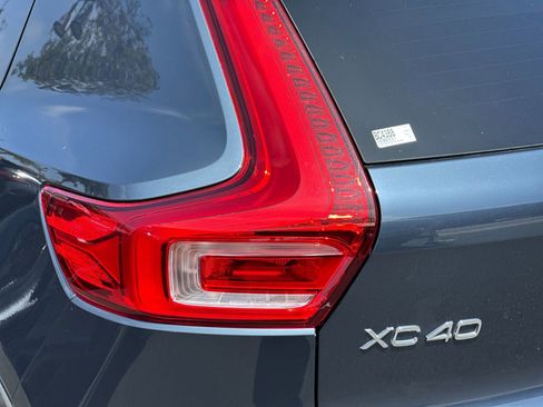 Used 2019 Volvo XC40 T5 Inscription AWD/4WD image 34
