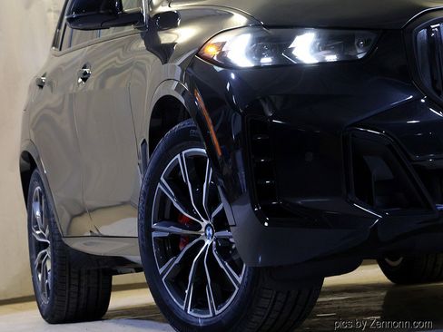 New 2026 BMW X5 xDrive50e w/ M Sport Package image 4