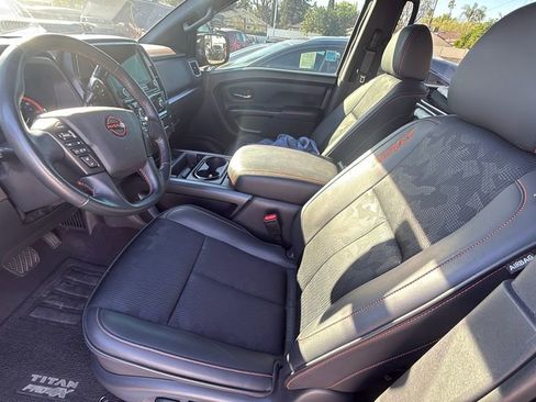 Used 2023 Nissan Titan PRO-4X w/ Off Road Protection Package image 4