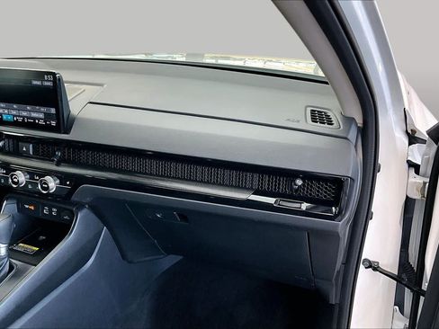 Used 2025 Honda CR-V EX-L image 19