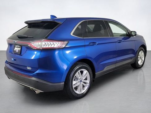 Used 2018 Ford Edge SEL w/ Equipment Group 201A AWD/4WD image 3