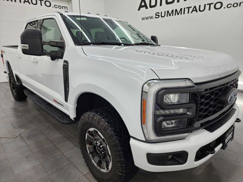 Used 2023 Ford F250 XLT w/ Tremor Off-Road Package image 2
