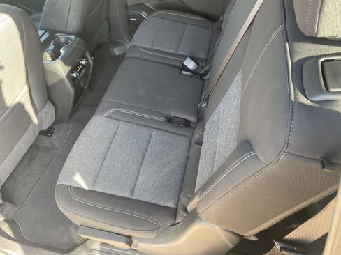 Used 2025 GMC Acadia Elevation image 27