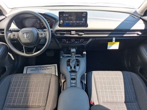 Used 2027 Honda HR-V LX image 12