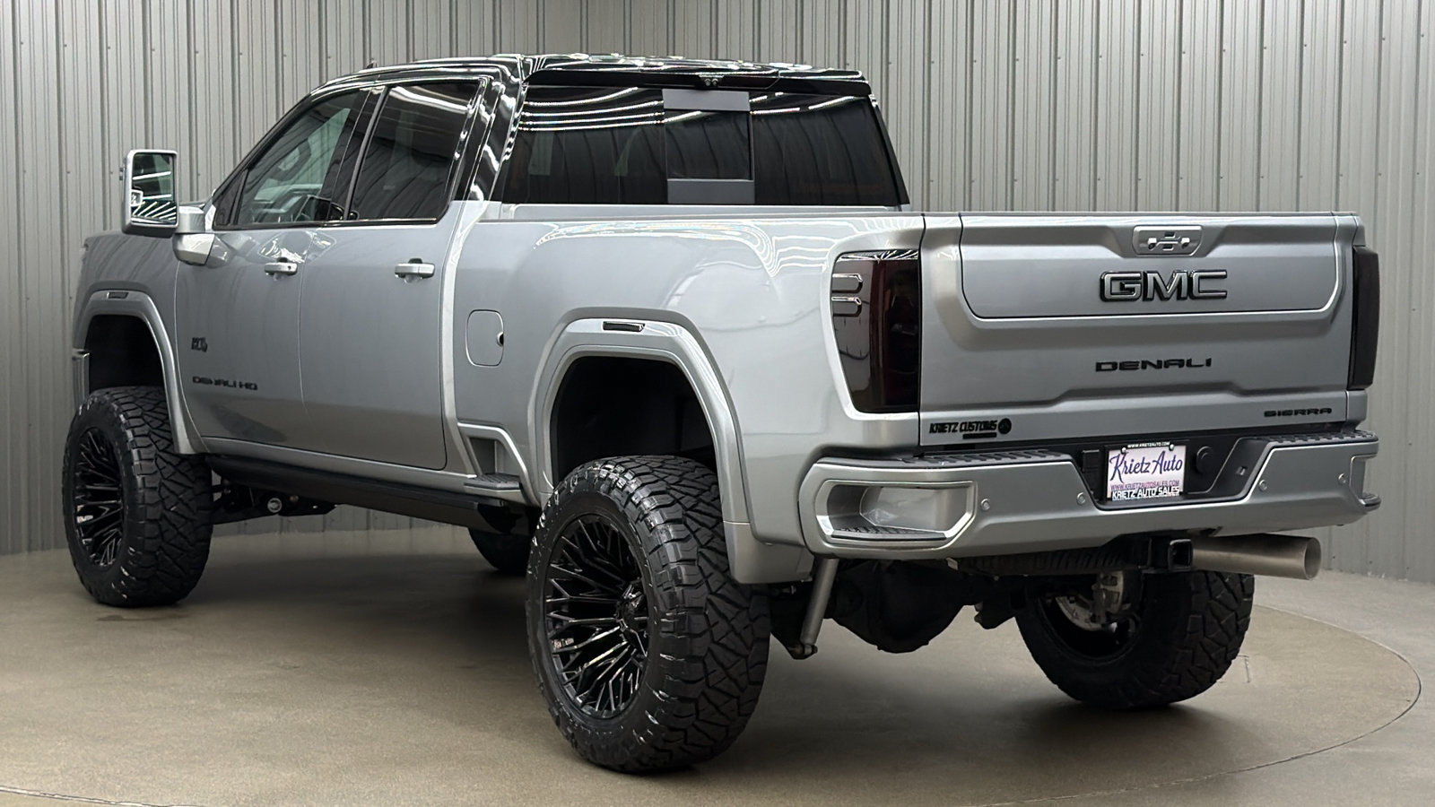 Used 2026 GMC Sierra 3500 Denali Ultimate AWD/4WD image 3