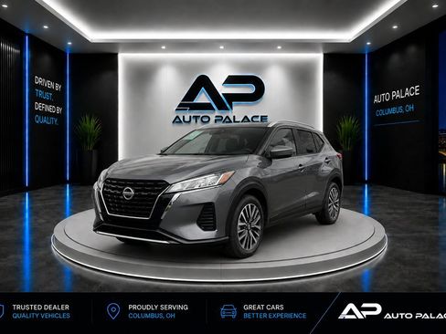 Used 2021 Nissan Kicks SV FWD image 1