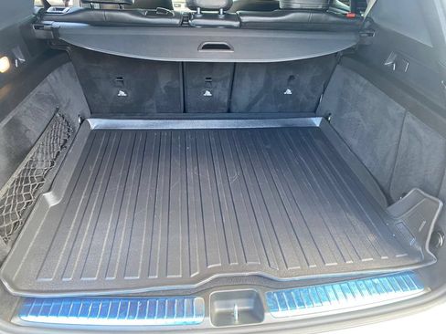 Used 2022 Mercedes-Benz GLE 350 image 11