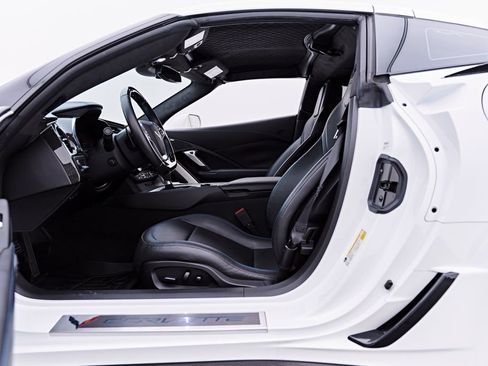 Used 2019 Chevrolet Corvette ZR1 RWD image 54