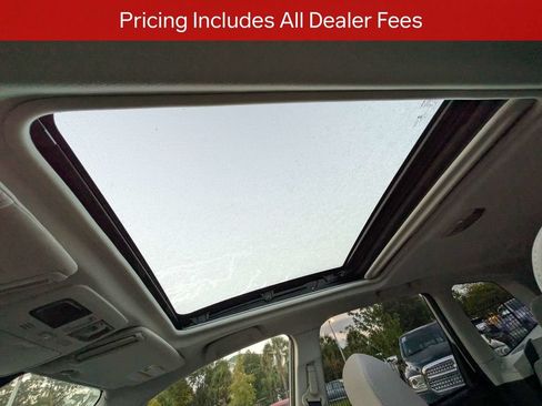 Used 2015 Subaru Forester 2.5i Premium w/ All-Weather Package AWD/4WD image 21