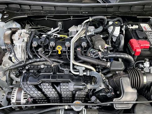 Used 2024 Nissan Altima 2.5 SV FWD image 22