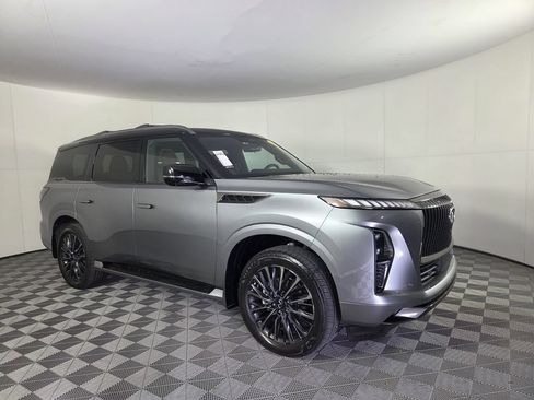 Used 2025 INFINITI QX80 Autograph w/ Autograph Exterior Package AWD/4WD image 3