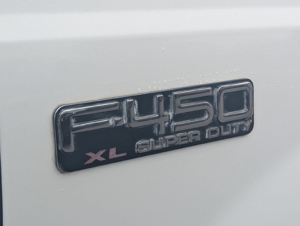 Used 2004 Ford F450 XL RWD image 22