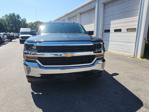 Used 2018 Chevrolet Silverado 1500 LT w/ All Star Edition AWD/4WD image 8