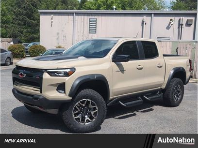 Used 2024 Chevrolet Colorado ZR2 w/ Technology Package