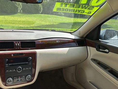Used 2007 Chevrolet Impala LT image 19