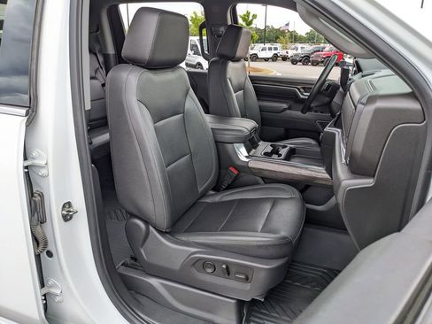 Used 2024 Chevrolet Silverado 2500 LTZ w/ LTZ Plus Package AWD/4WD image 54