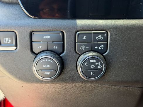 Certified 2024 Chevrolet Silverado 1500 RST w/ Convenience Package II AWD/4WD image 30