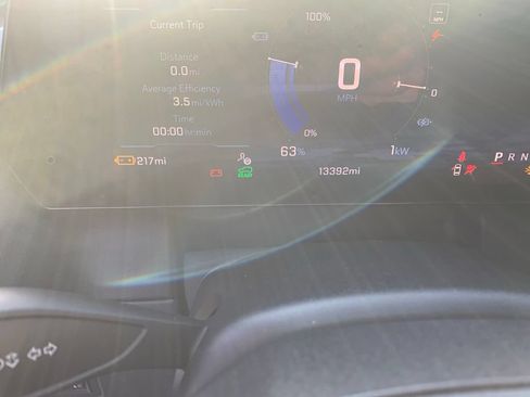 Used 2025 Chevrolet Equinox EV LT w/ Convenience Package II FWD image 4
