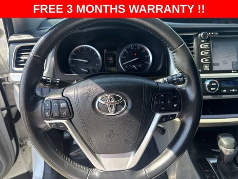 Used 2017 Toyota Highlander Limited w/ Carpet Mat Package AWD/4WD image 15