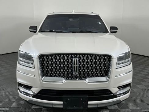 Used 2019 Lincoln Navigator Reserve AWD/4WD image 3