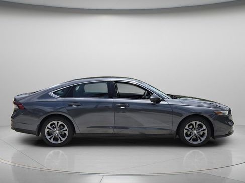 Used 2024 Honda Accord EX image 3