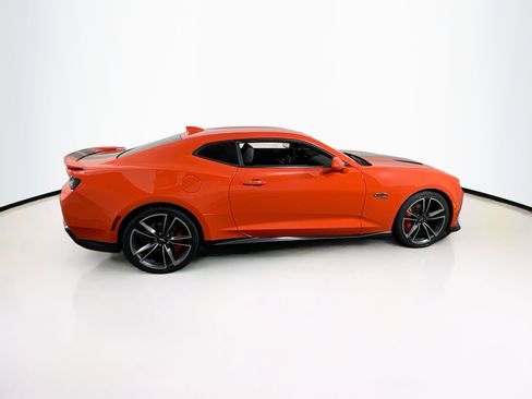 Used 2018 Chevrolet Camaro SS w/ Hot Wheels Edition image 4