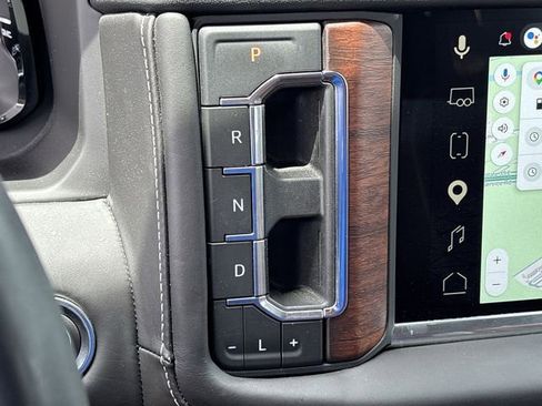 Used 2023 GMC Yukon XL Denali Ultimate AWD/4WD image 18