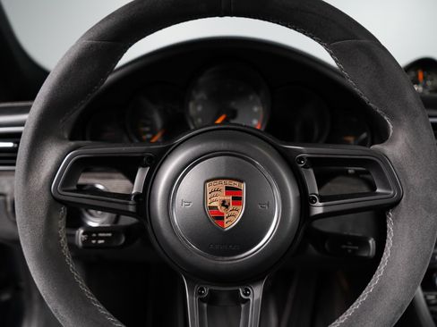 Used 2018 Porsche 911 GT3 RWD image 79
