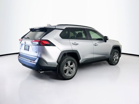 Used 2025 Toyota RAV4 XLE w/ Convenience Package FWD image 9