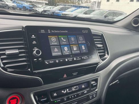 Certified 2024 Honda Ridgeline Sport image 26