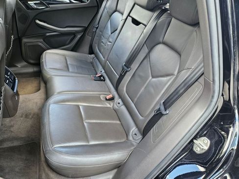 Used 2017 Porsche Macan AWD/4WD image 18