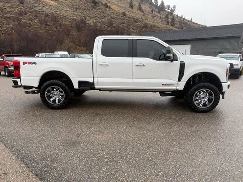 Used 2025 Ford F250 Platinum AWD/4WD image 6