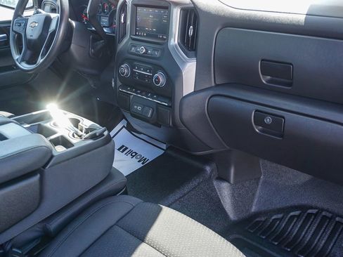 Used 2025 Chevrolet Silverado 1500 W/T RWD image 13