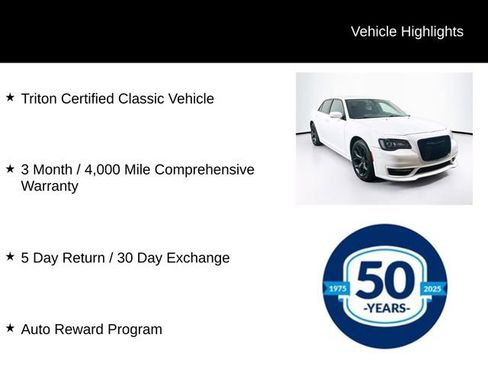 Used 2022 Chrysler 300 Touring L w/ Popular Equipment Group image 8