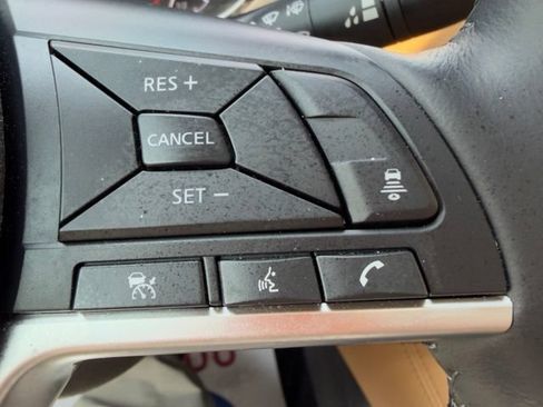 Used 2024 Nissan Sentra SV w/ SV Premium Package FWD image 22