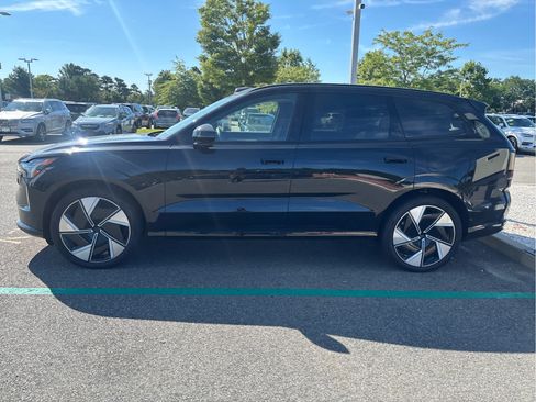 Used 2025 Volvo EX90 Ultra w/ Protection Package Premier AWD/4WD image 3