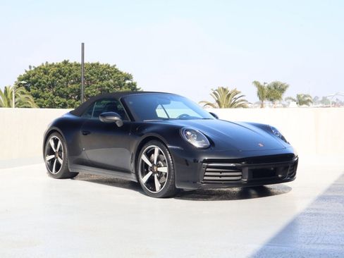 Certified 2023 Porsche 911 Carrera RWD image 8
