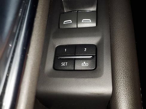 Used 2024 Chevrolet Tahoe Premier RWD image 18