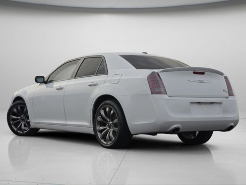 Used 2014 Chrysler 300 S image 19