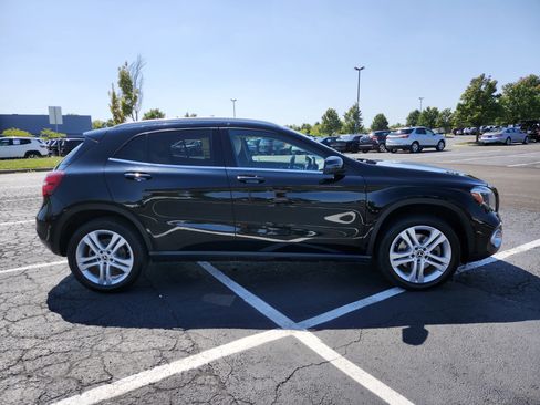 Used 2019 Mercedes-Benz GLA 250 4MATIC image 11