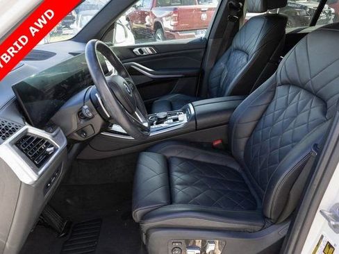 Used 2024 BMW X5 xDrive50e AWD/4WD image 11