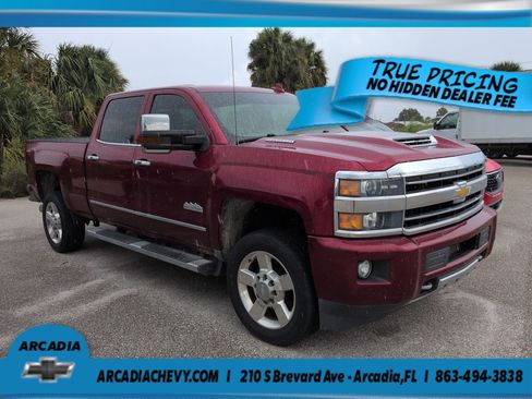 Used 2019 Chevrolet Silverado 2500 High Country w/ Duramax Plus Package AWD/4WD image 2