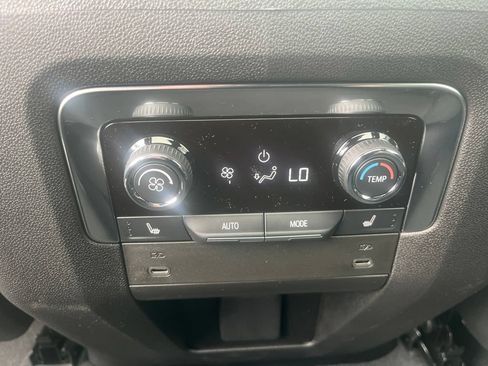 New 2026 Chevrolet Tahoe Z71 w/ Comfort Package AWD/4WD image 27